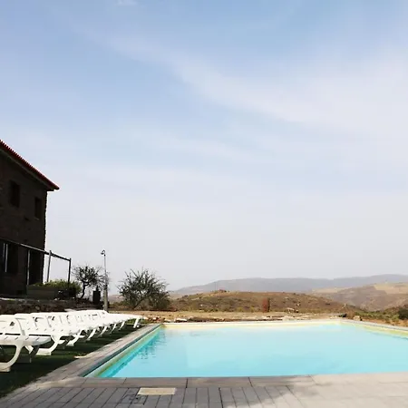 Eira Da Fraga * 빌라 노바 데 포즈코아